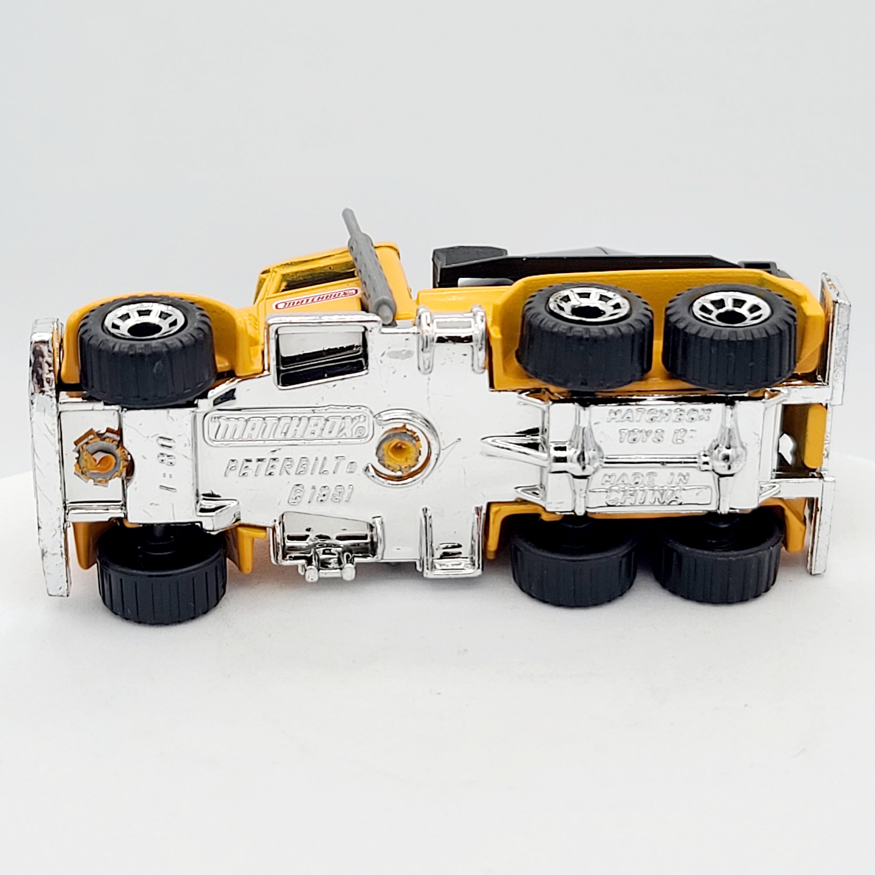 Matchbox Peterbilt i80 Cement Truck (1997 MBX 5 Pack Exclusive - Construction)
